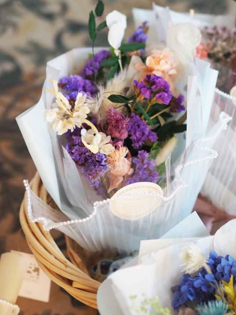 Pre-order Dry Flower Bouquet Gift