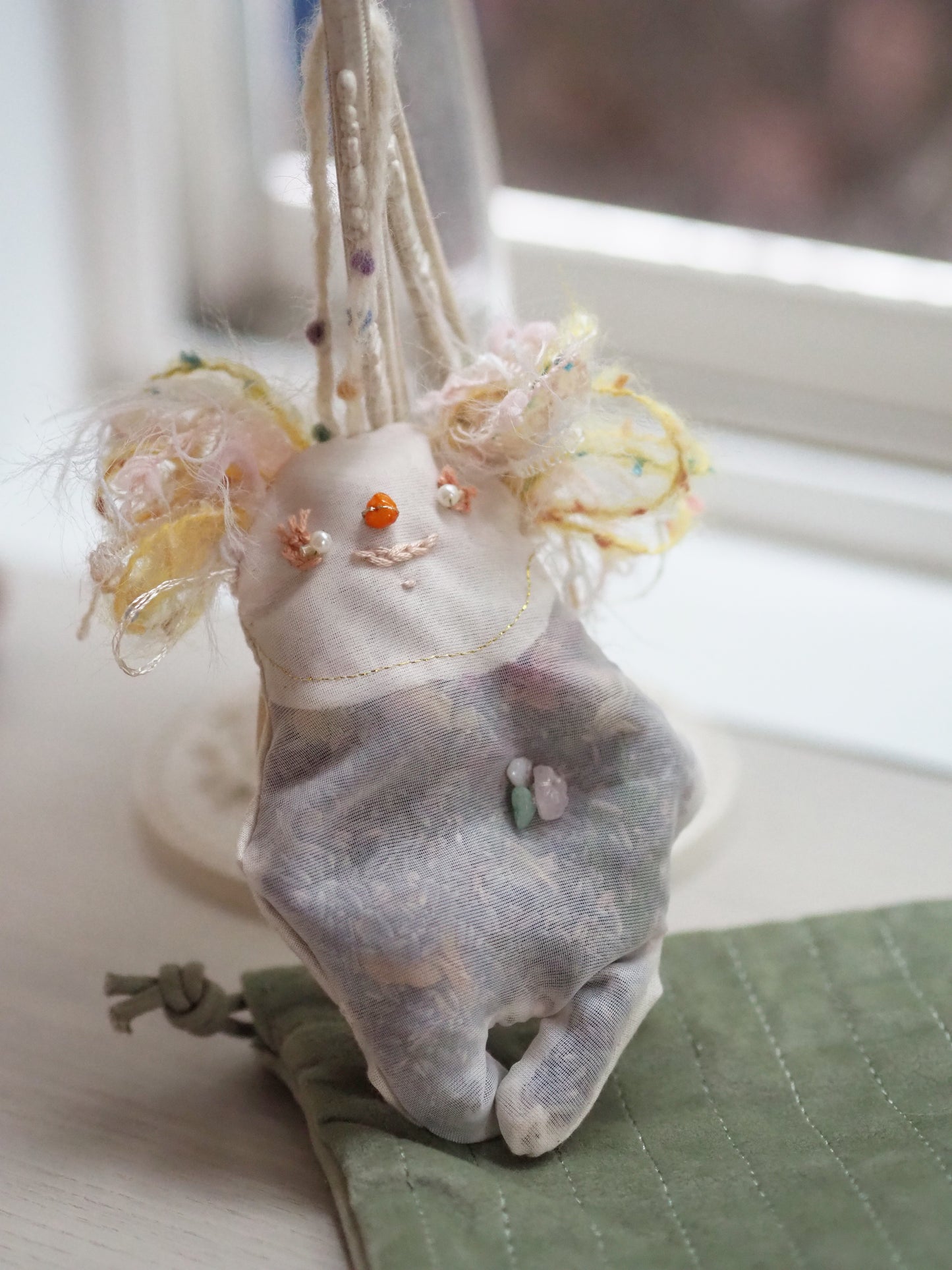 A Lavender Rose Sachet『BARKY ELF』with Rose Quartz and crystals