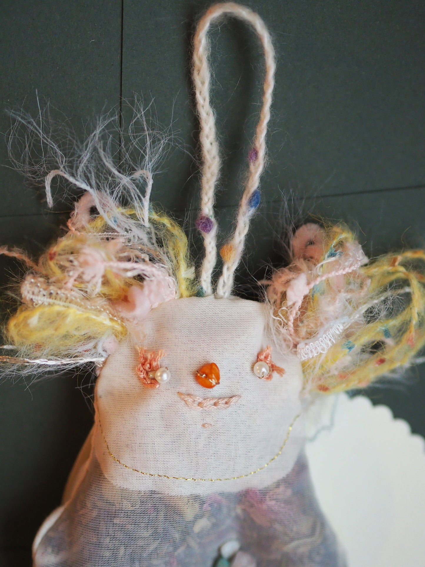 A Lavender Rose Sachet『BARKY ELF』with Rose Quartz and crystals